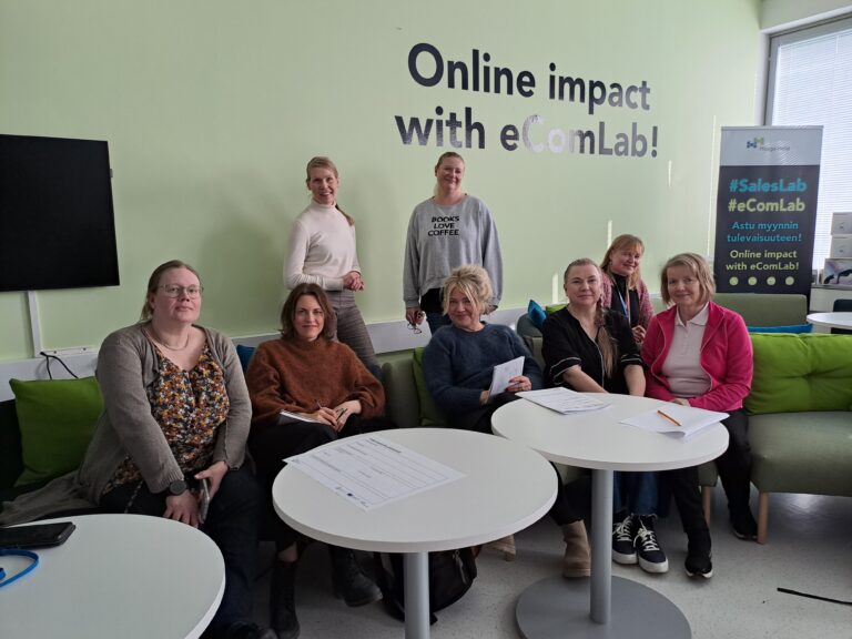 ryhmäkuva tulevaisuusvalmennusryhmästä